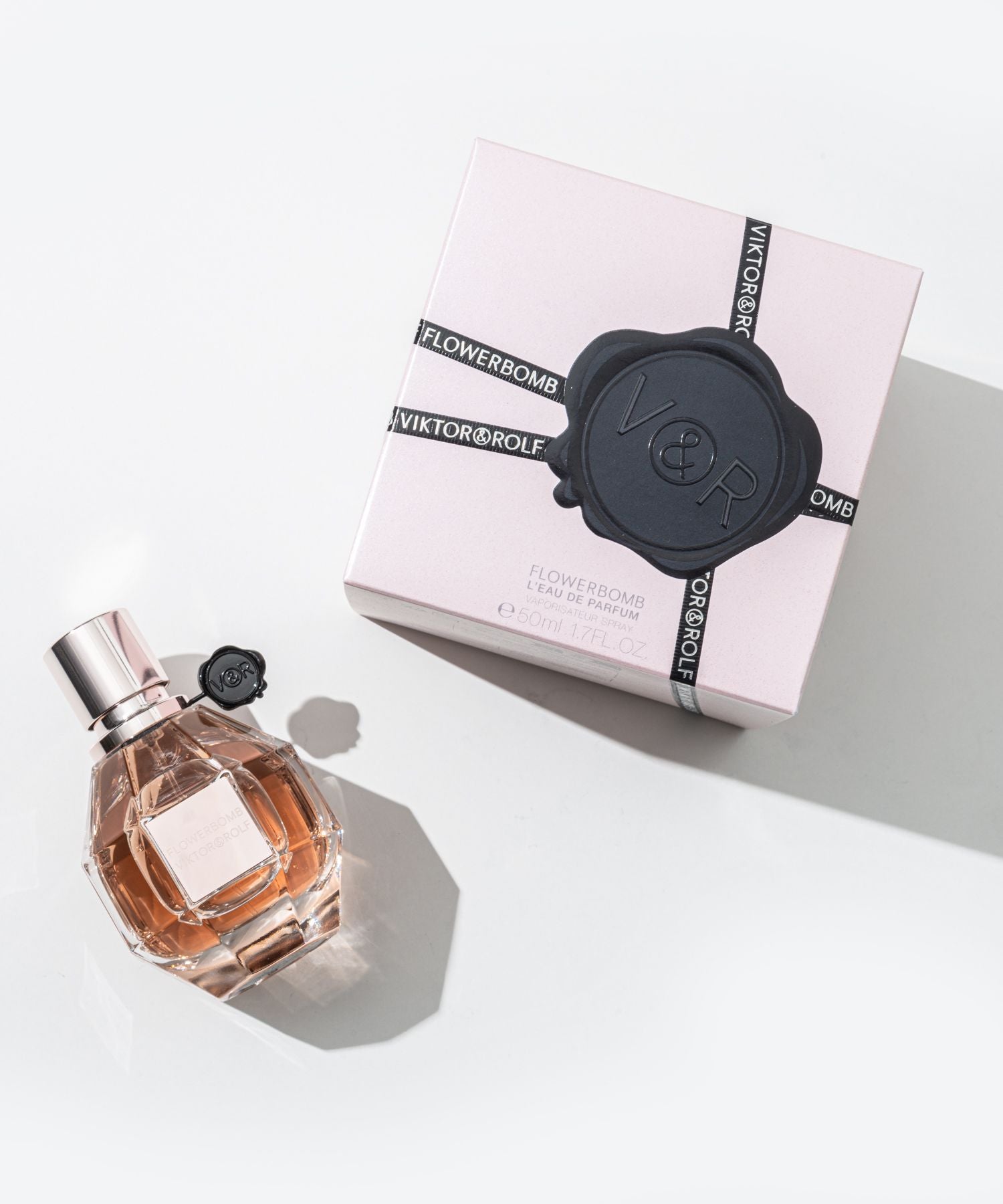 ヴィクター&ロルフ Viktor & Rolf オードパルファム レディース フレグランス フラワーボム EDP 50ml フローラル オリエンタル 花の爆弾 【返品不可商品】