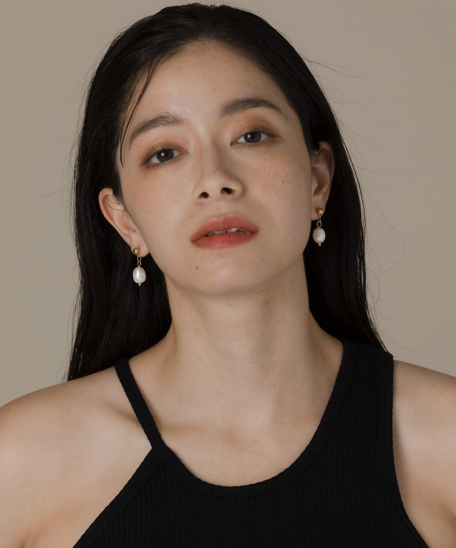 バツリカ VATSURICA 〈VATSURICA〉金属アレルギー対応 / サージカルステンレス / 316L / 淡水パール ピアス