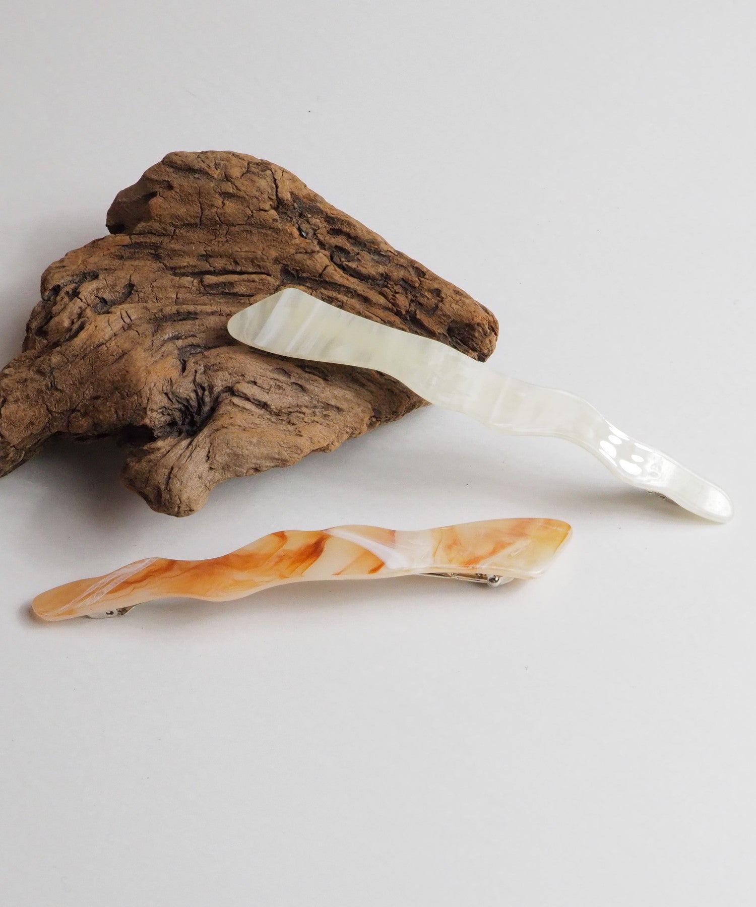 バツリカ VATSURICA ニュアンスアクリルバレッタ