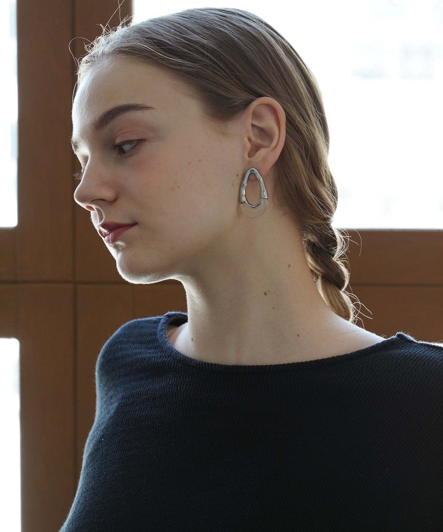 VATSURICA 〈LOINE〉 Color acrylic Earrings