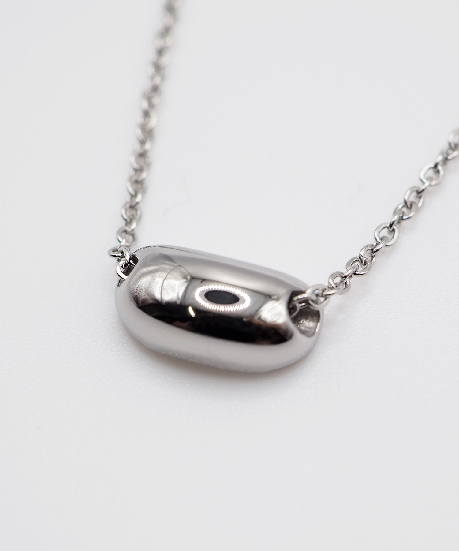 バツリカ VATSURICA 〈LOINE〉金属アレルギー対応 / ステンレス / ビーンズ ネックレス