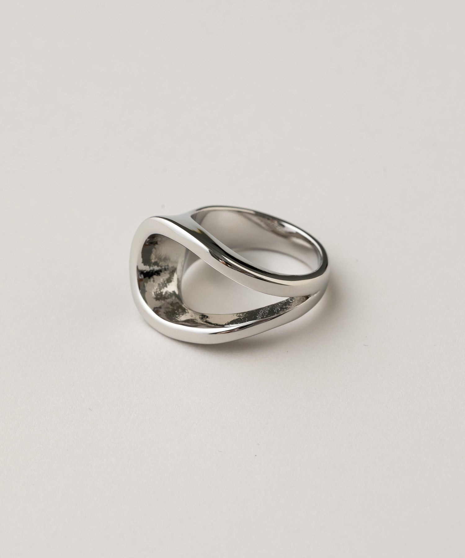 バツリカ VATSURICA 〈VATSURICA〉金属アレルギー対応 / サージカルステンレス / 316L / ボリュームリング