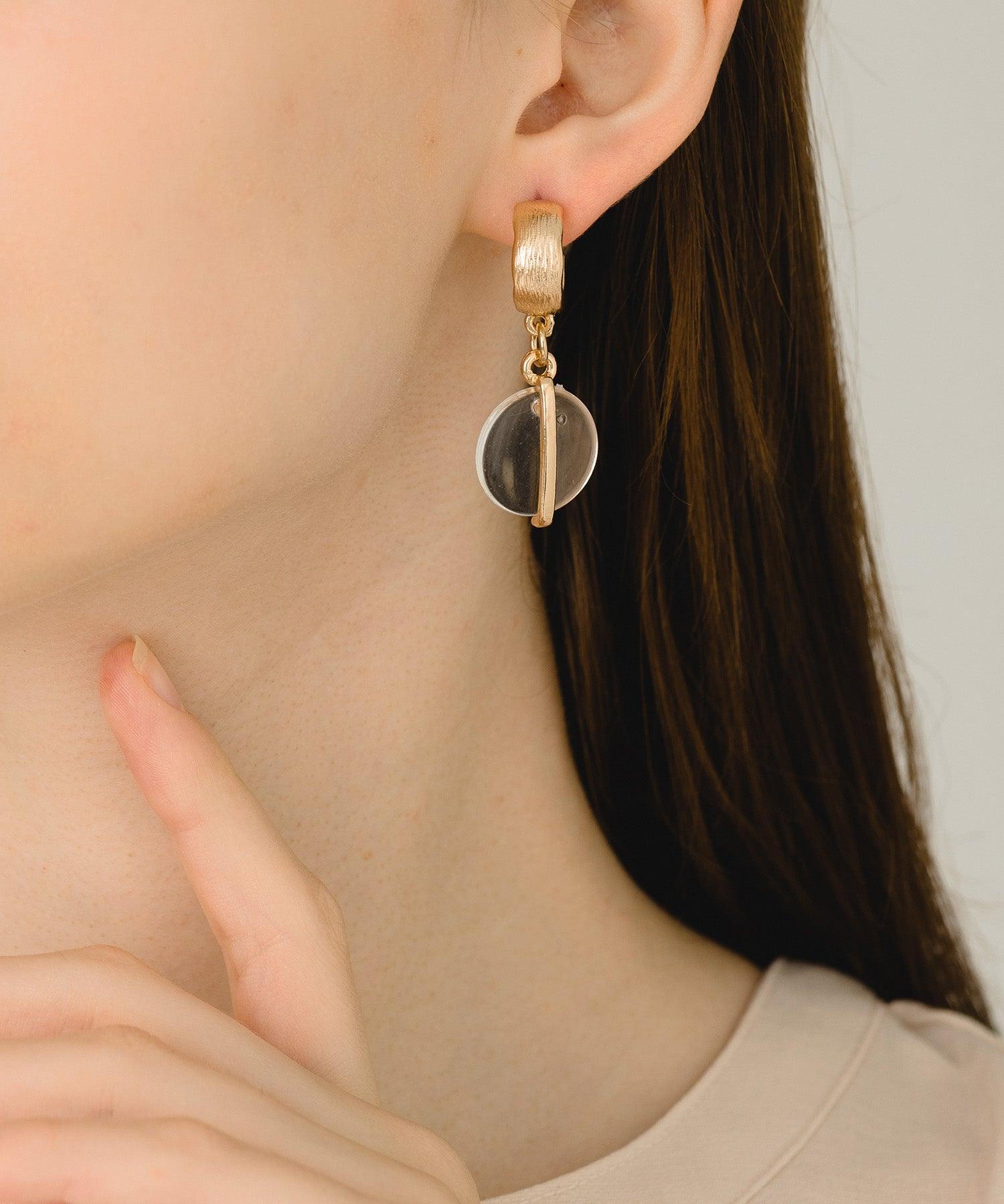 VATSURICA 〈LOINE〉 Color acrylic Earrings