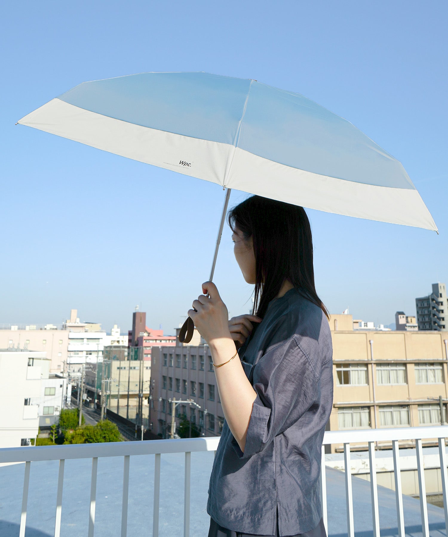 【Wpc.公式】日傘 大きい 遮光切り継ぎtiny 53cm 完全遮光 遮熱 晴雨兼用 コンパクト レディース 折りたたみ傘 折り畳み傘 大きめ タイニー(サックス) サックス