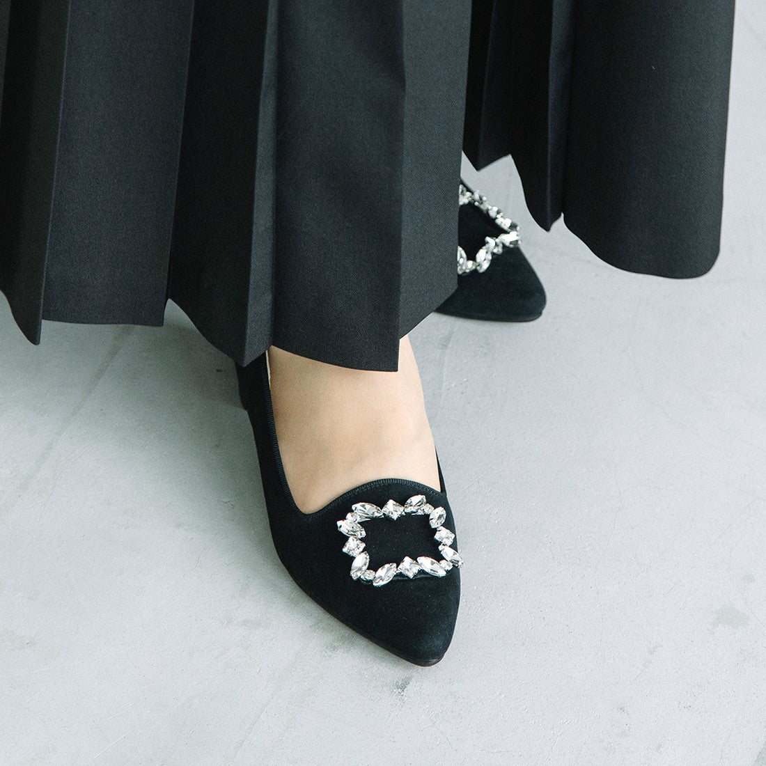 Ginza Washington WASHINGTON Bijou Buckle Pumps