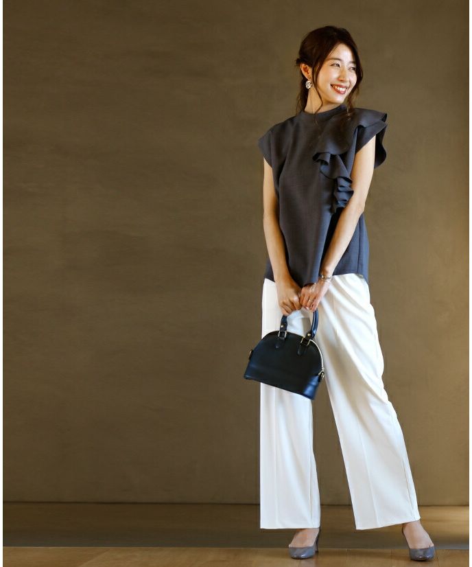 エーレスタイル Ehre style フレンチスリーブ ブラウス 半袖 フリル  オフイスカジュアル トップス フリルトップス グレー ホワイト 白 灰 細見え ハイクラス スタンドカラー 無地