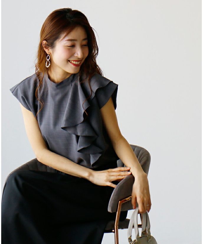 エーレスタイル Ehre style フレンチスリーブ ブラウス 半袖 フリル  オフイスカジュアル トップス フリルトップス グレー ホワイト 白 灰 細見え ハイクラス スタンドカラー 無地