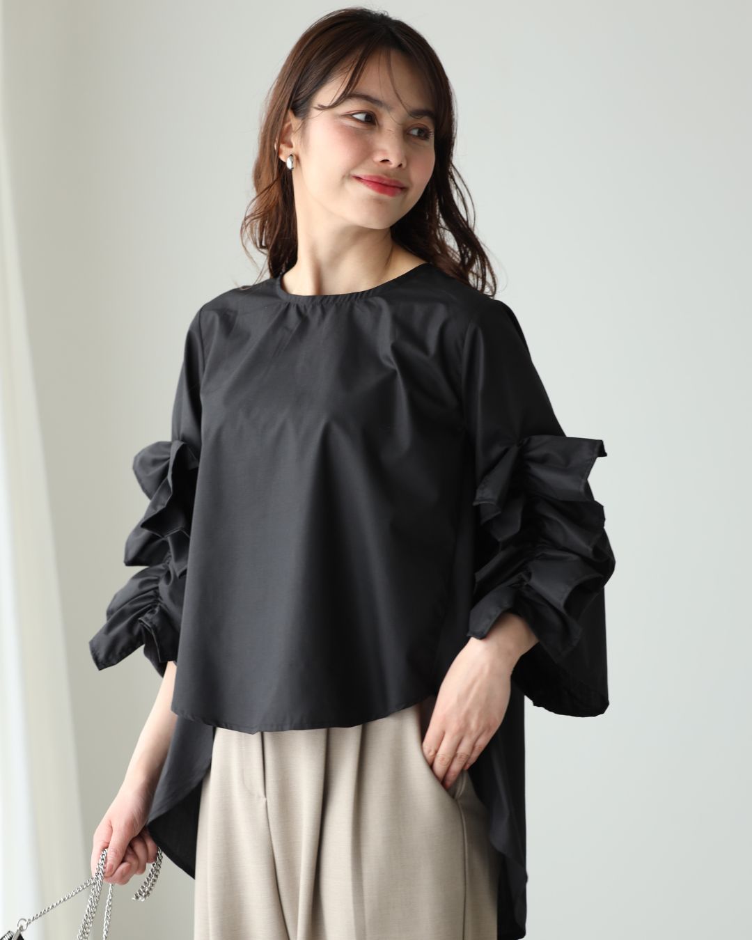 エーレスタイル Ehre style 大人な甘め!映え袖デザイン華やかブラウス (ブラック) ブラック