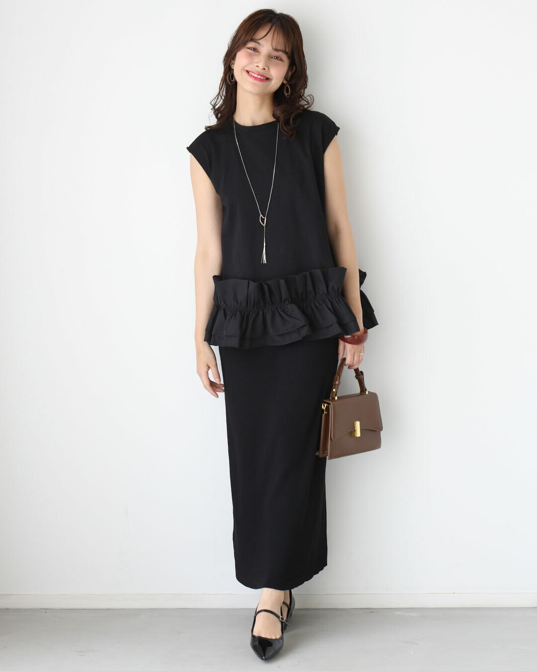 エーレスタイル Ehre style 新お仕事!上品な甘め系 裾フリルトップス (グレー) グレー