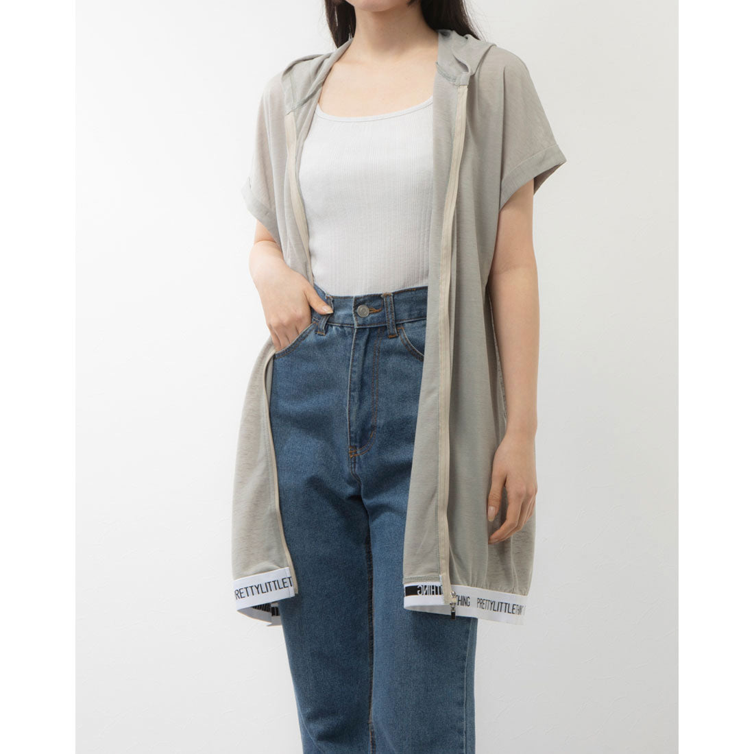 ワイファイブディ Y5D シアースラブ ロゴ入り フーディージップベスト,ベージュ