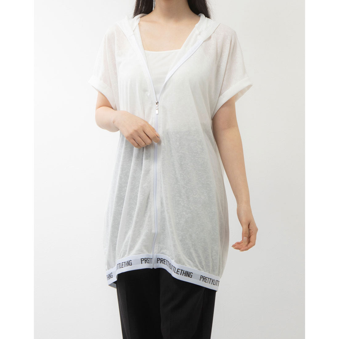 ワイファイブディ Y5D シアースラブ ロゴ入り フーディージップベスト,ホワイト