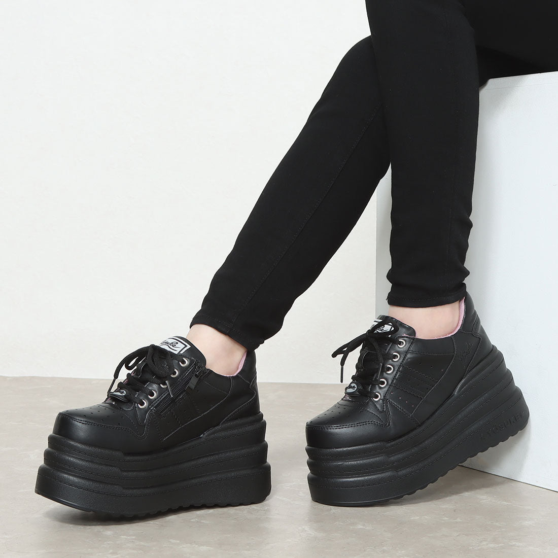 ヨースケ YOSUKE 厚底スニーカー,ブラック