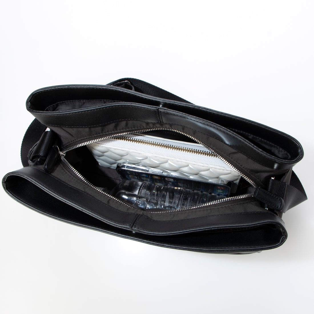 IZAC Y'SACCS Travel Horizon Shoulder