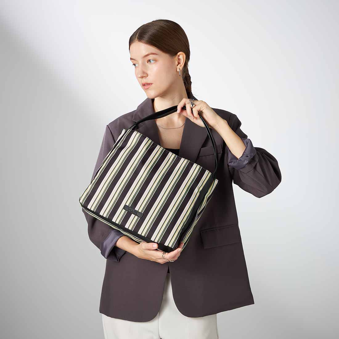 イザック Y'SACCS マルチストライプ すっきりトート Mサイズ (ブラック) ブラック