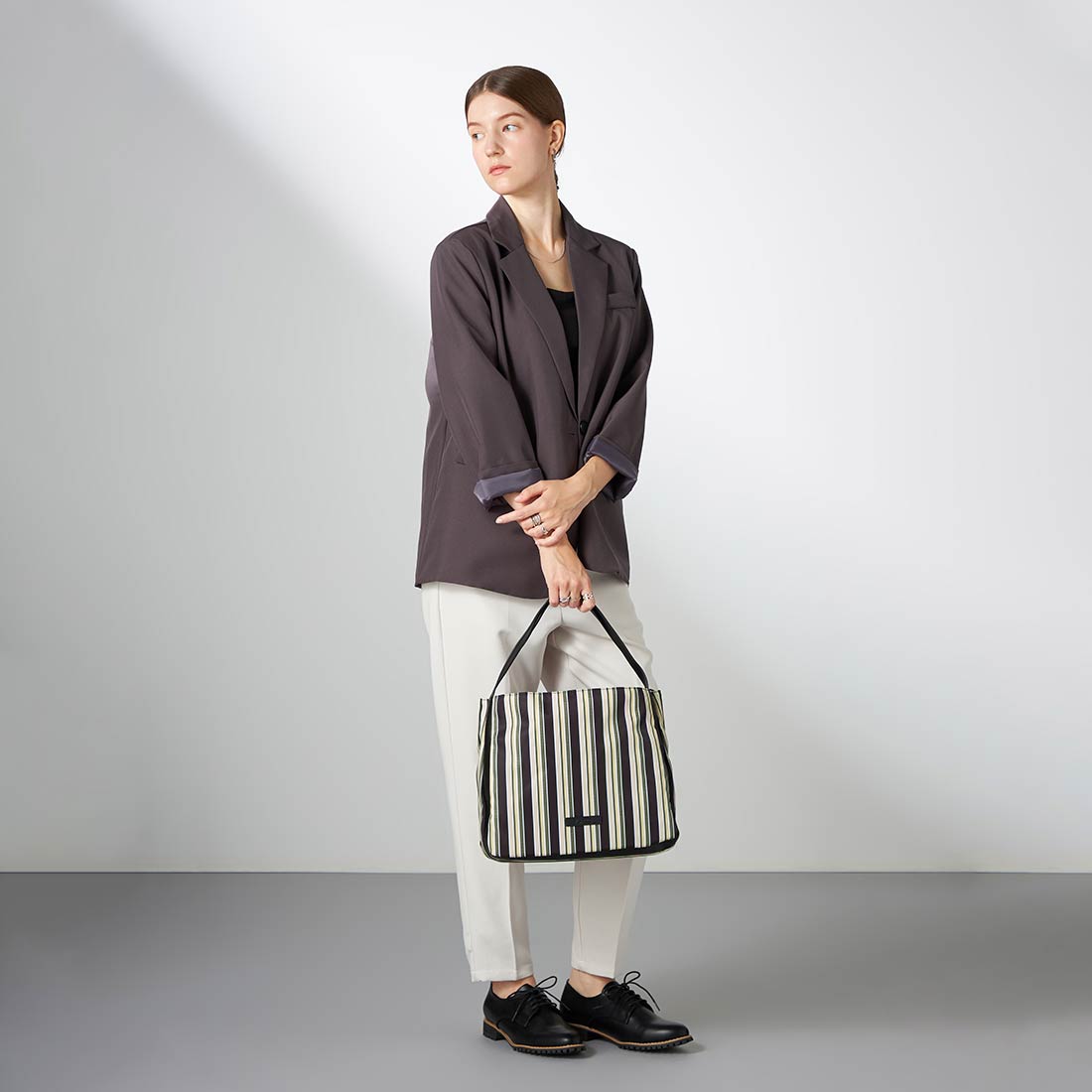 イザック Y'SACCS マルチストライプ すっきりトート Mサイズ (ブラック) ブラック