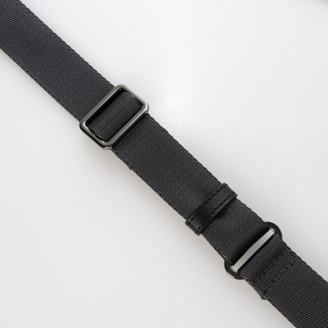 イザック Y'SACCS ドローストリング コンビカラーショルダー (ブラック) ブラック