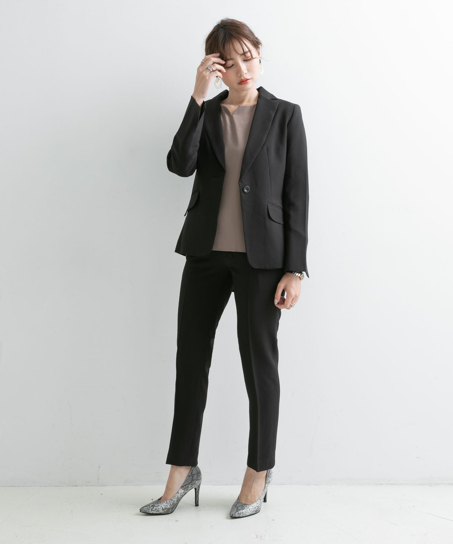 Yumetenbo Dream Outlook Stretch Ankle Length Pants Suit