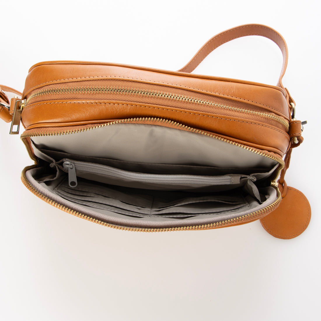 ズッケロ zucchero ズッケロ zucchero お財布ショルダー フルベジタブルタンニングレザー (BROWN) BROWN