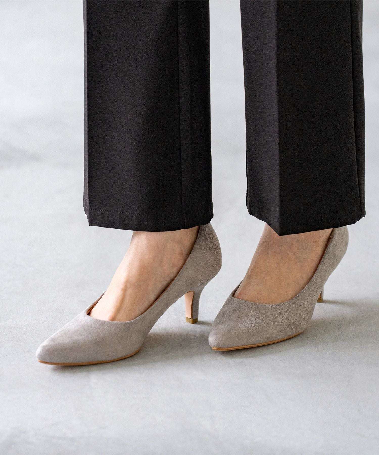 メヌエ Menue エアスイート ポインテッドトゥ6cmヒールパンプス