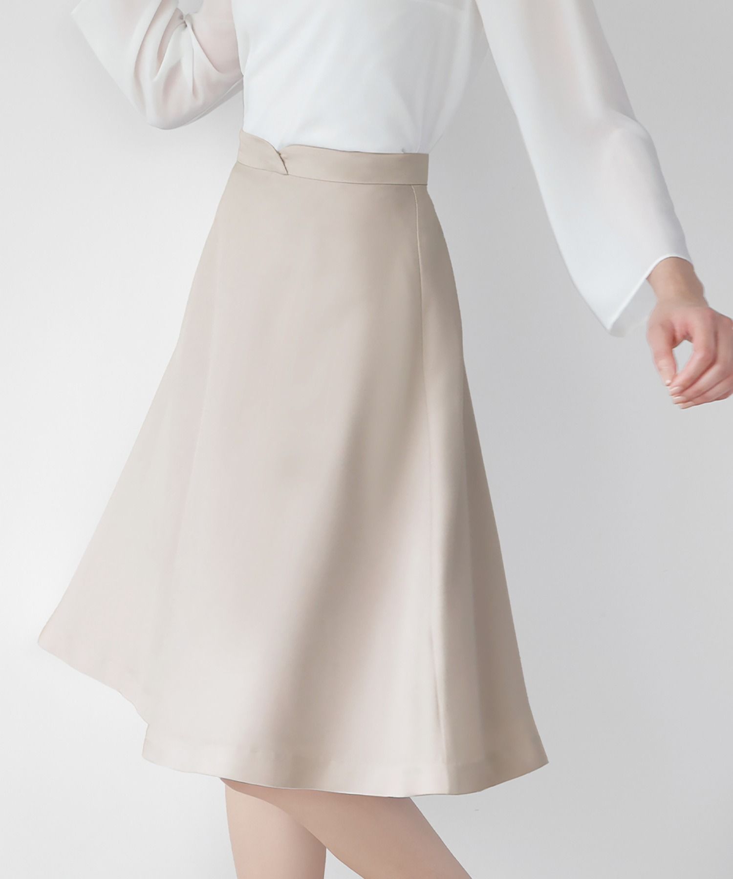 Flolia [Washable] Linen-like scalloped flared skirt