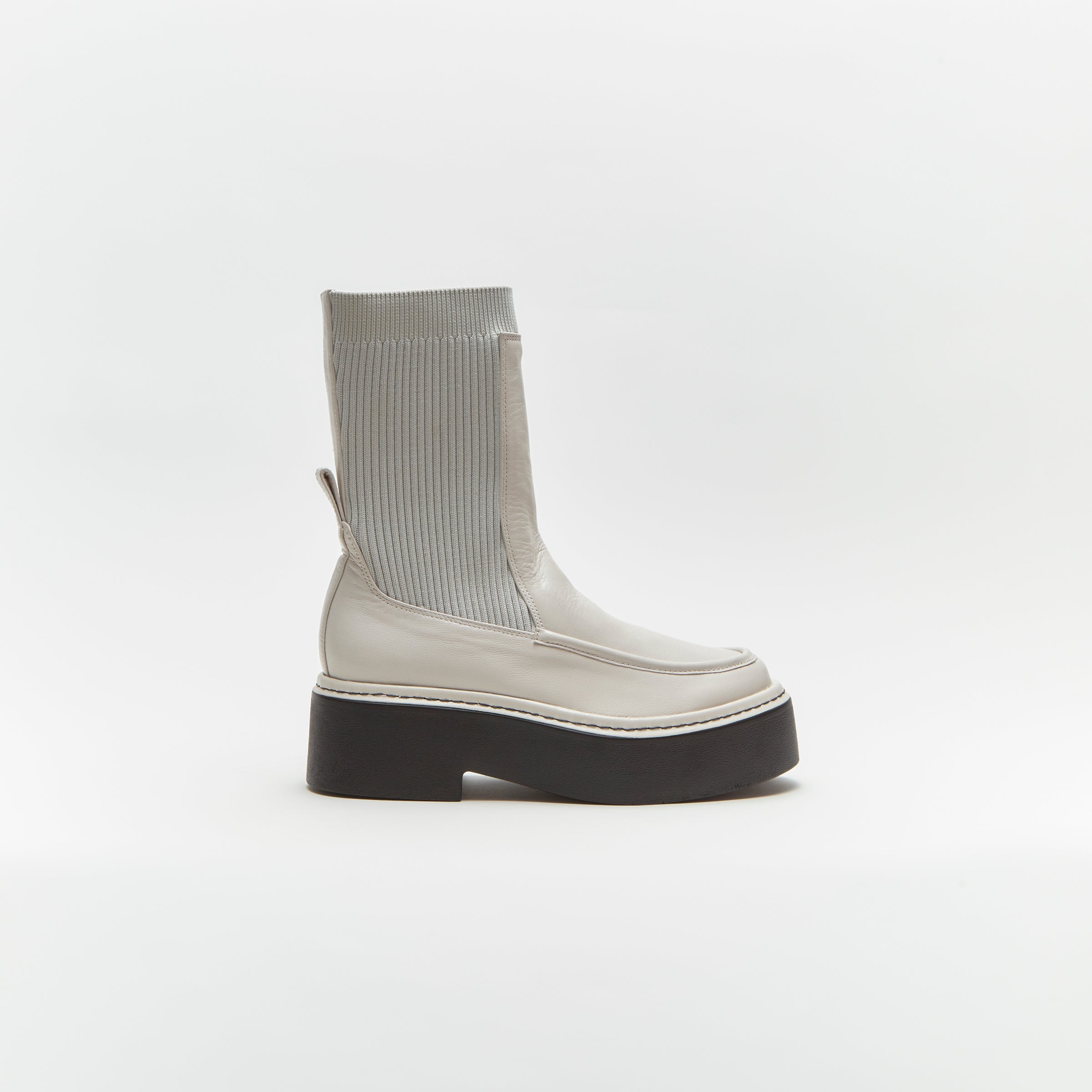 BUENA LEATHER BOOTS (OFF WHITE) OFF WHITE
