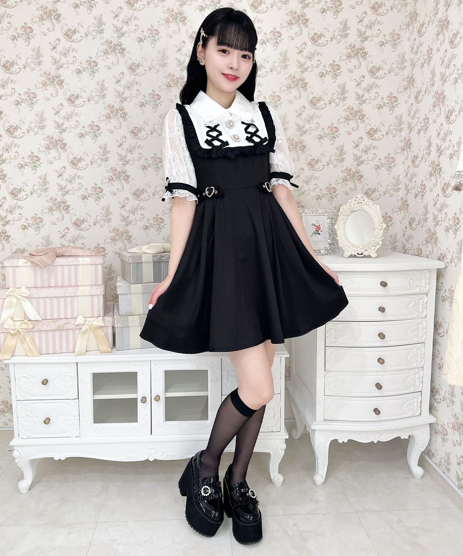 ロジータ ROJITA ヨークレースアップワンピース,ブラック