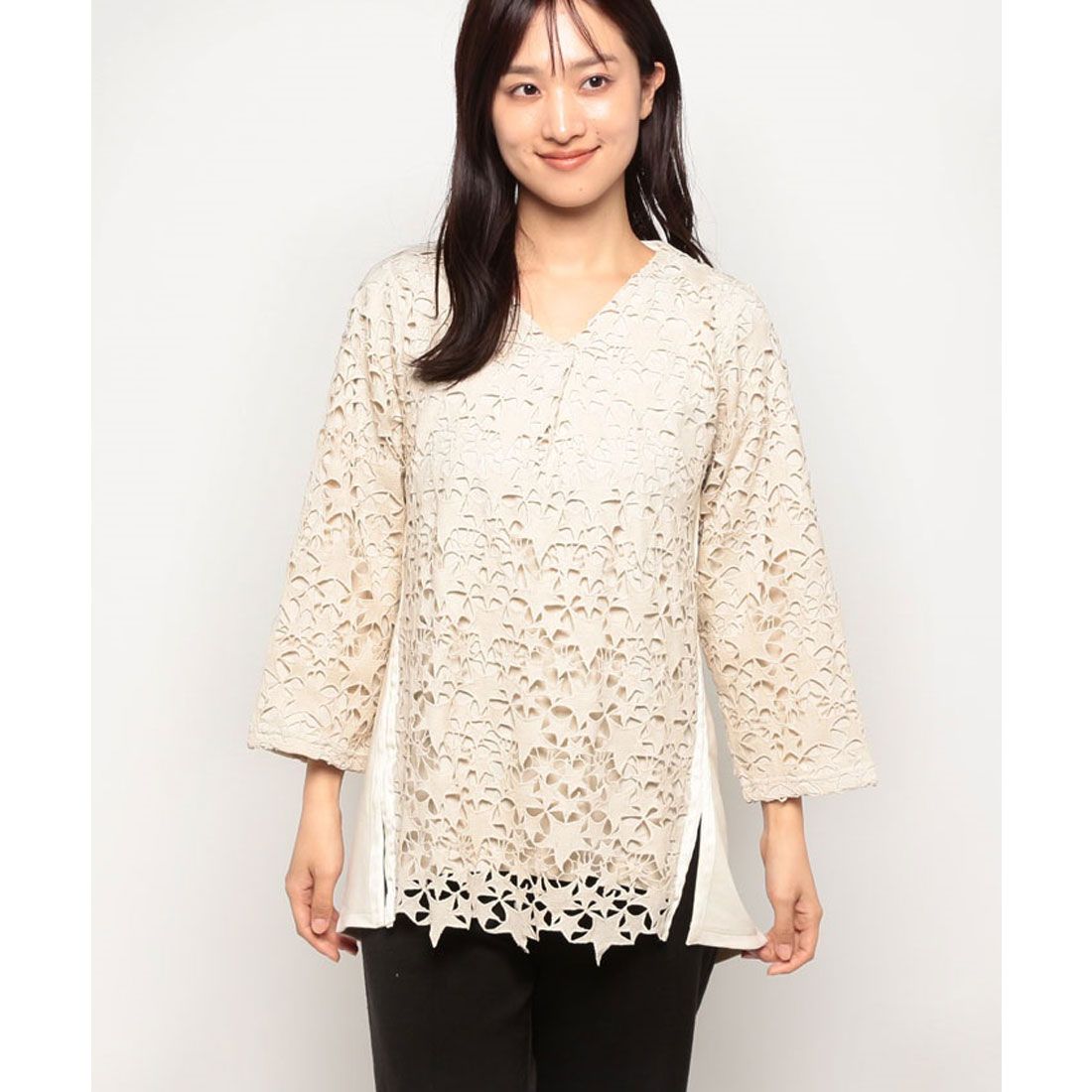 リネーム Rename スター刺繍カットソー (オフホワイト) オフホワイト