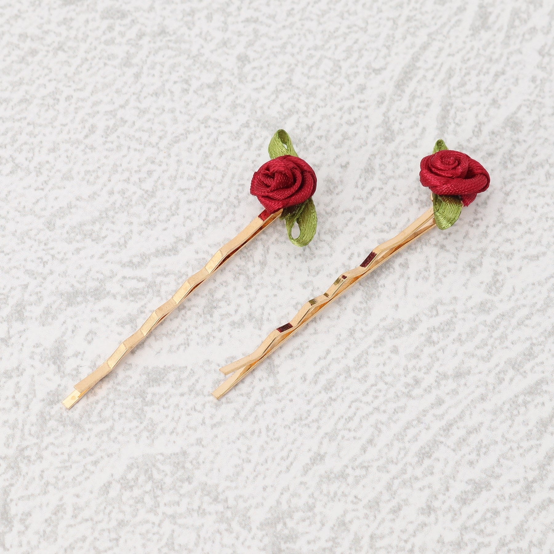 グランドエッジ Grandedge ガーリー系 フェミニン系 バラ ヘアピン (レッド(062)) レッド(062)