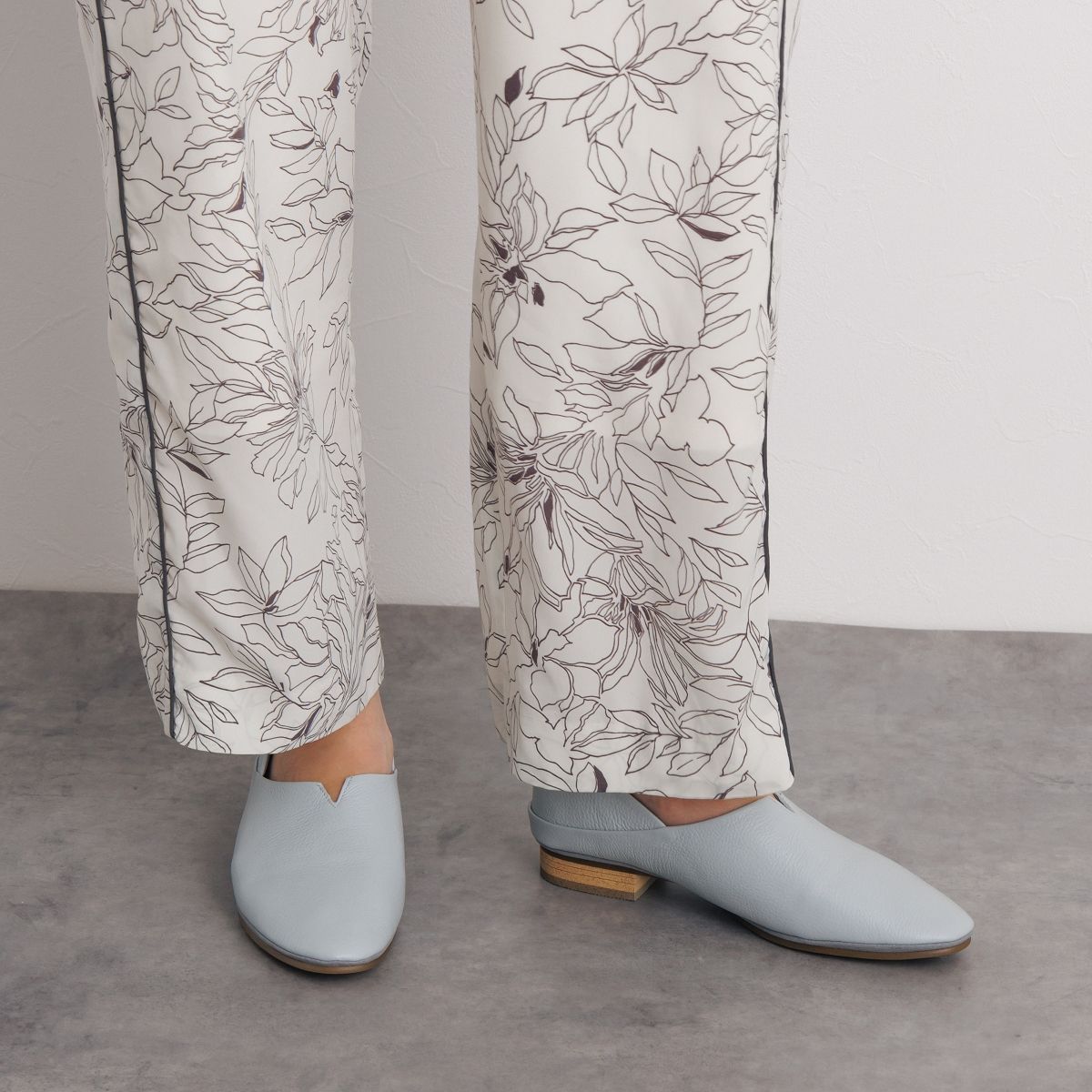 ヒミコ 卑弥呼 【ジェルインソール/撥水レザー】ソフトフラットシューズ/635305