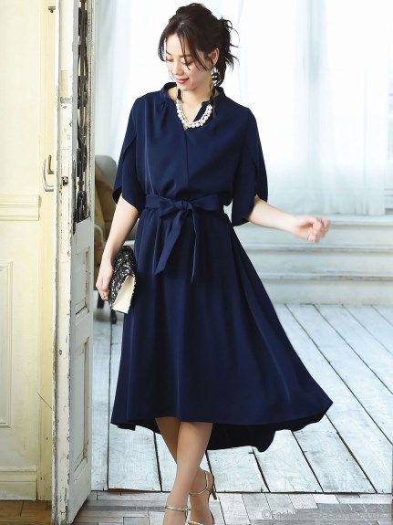 選べる2タイプのTOPS デザインスリーブフレアスカートセットアップ