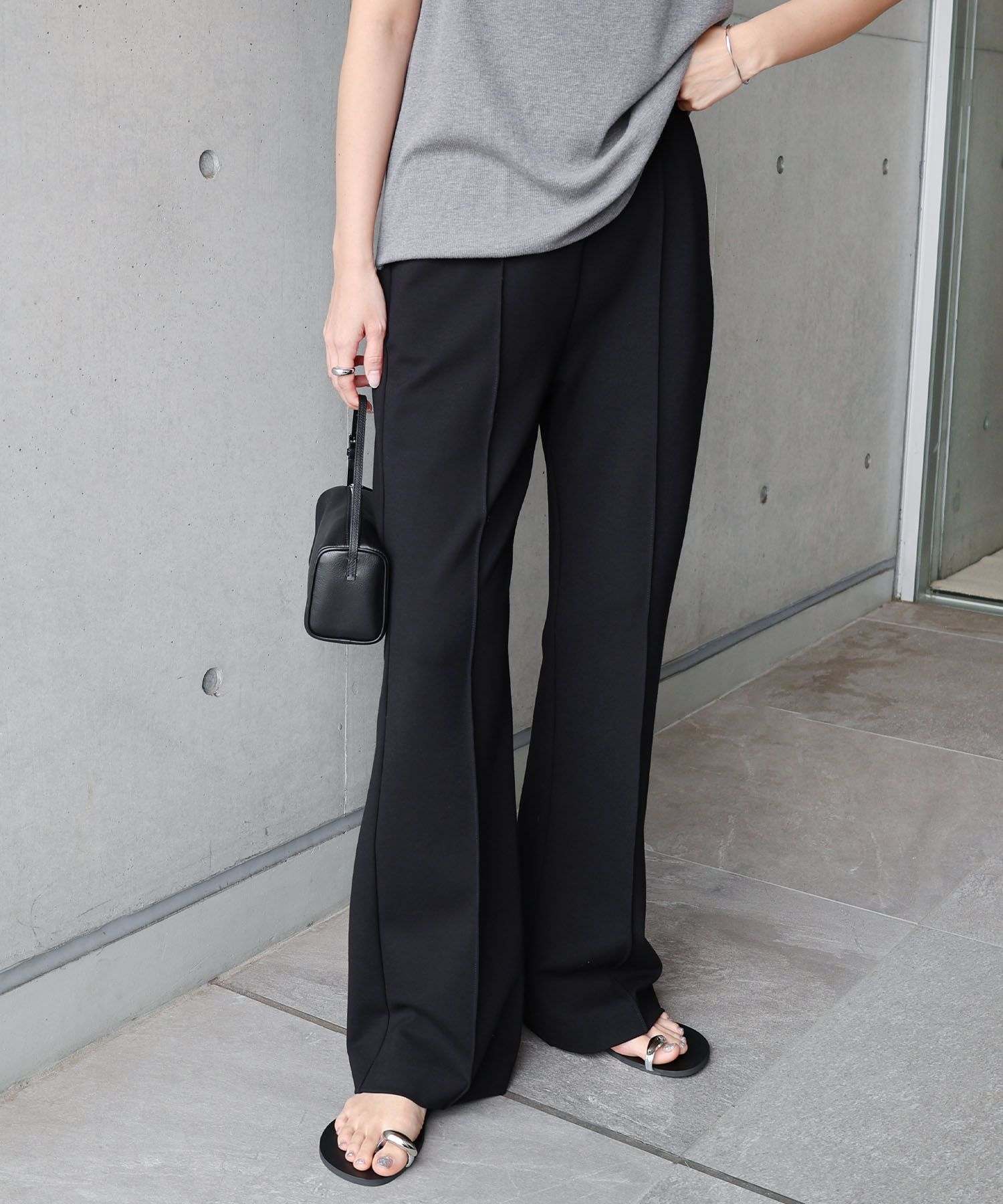 アンドミー andme ポンチ フレア パンツ