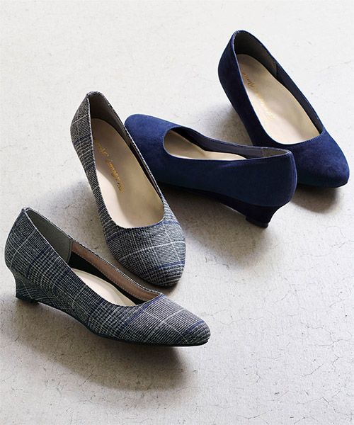 ラナン RANAN 幅広ゆったりアーモンドトゥウェッジパンプス