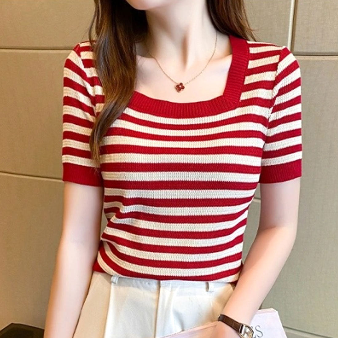 デューリリー Dewlily ボーダーサマーニット 韓国ファッション 10代 20代 30代 スクエアネック カジュアル ボーダーデザイン コンパクト 豊富なカラーバリエーション (ブラック) ブラック