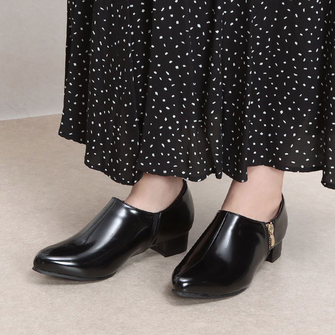 トドス todos TO-167 サイドジップ バイカラー パンプス