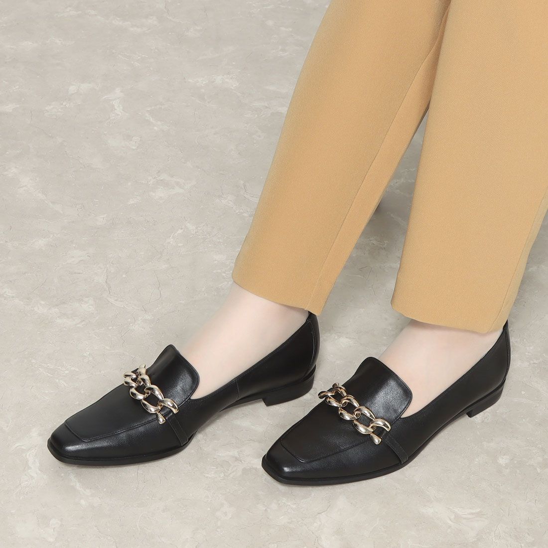 モード エ ジャコモ カリーノ MODE ET JACOMO carino スクエアトゥチェーンビットローファー