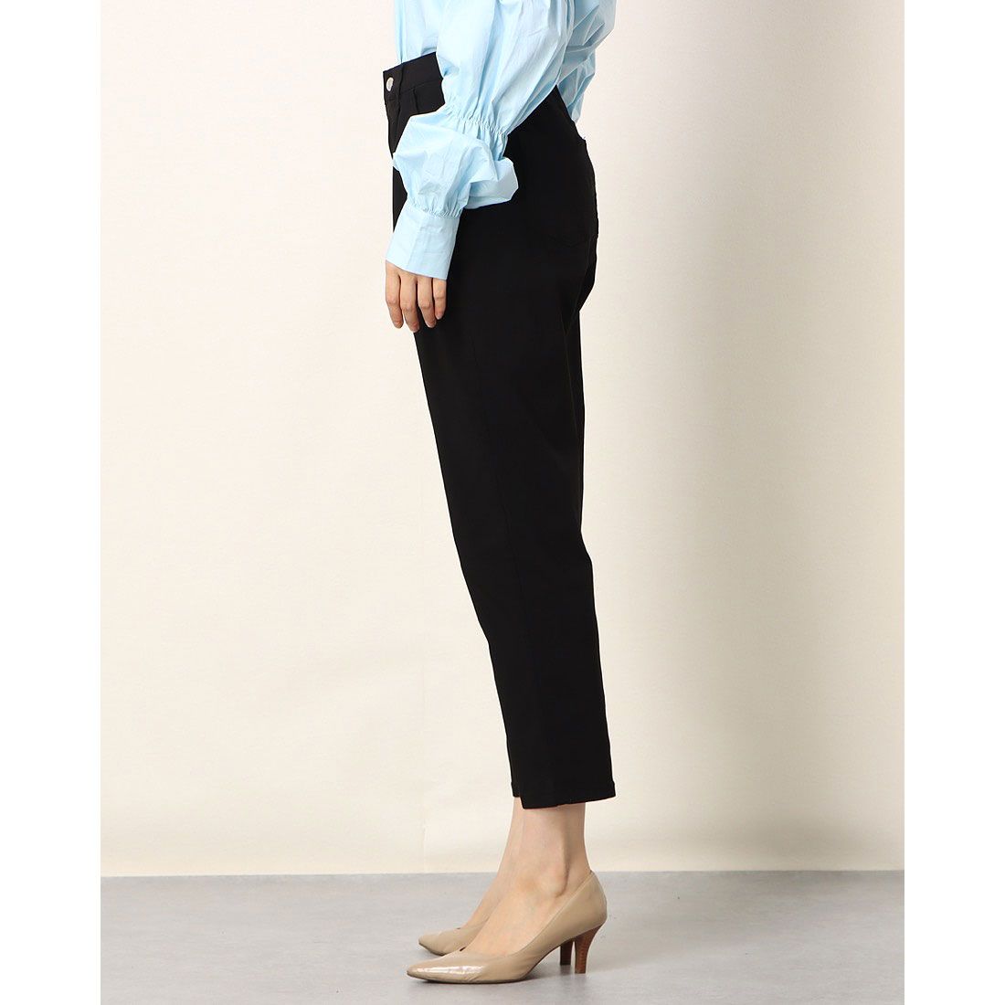 アロッタ Alotta 【3つの機能付】美脚ストレッチテーパードパンツ