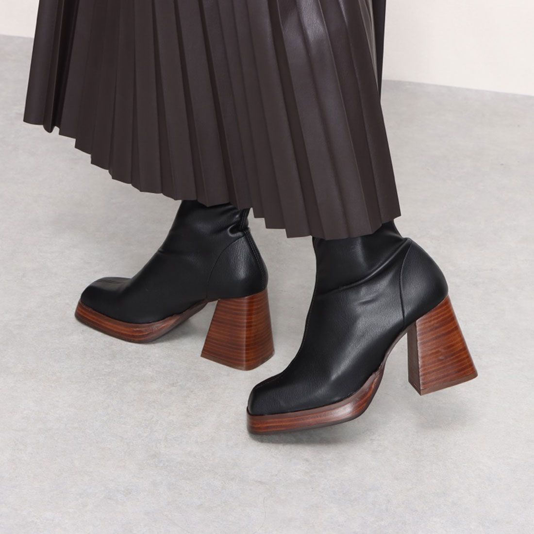 アンヘル アラルコン ANGEL ALARCON チャンキーヒールストレッチブーツ