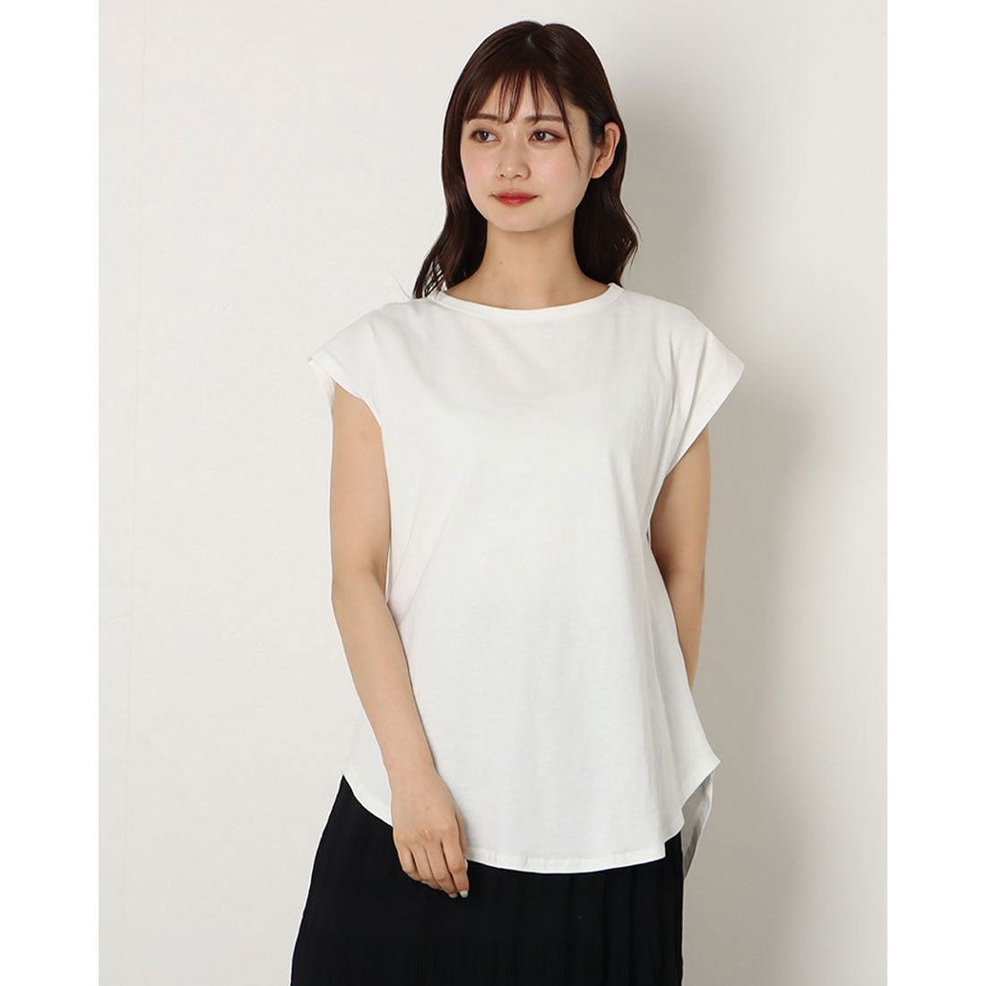 ジュノア JUNOAH バックボタンチュニックカットソー (ブラック) ブラック