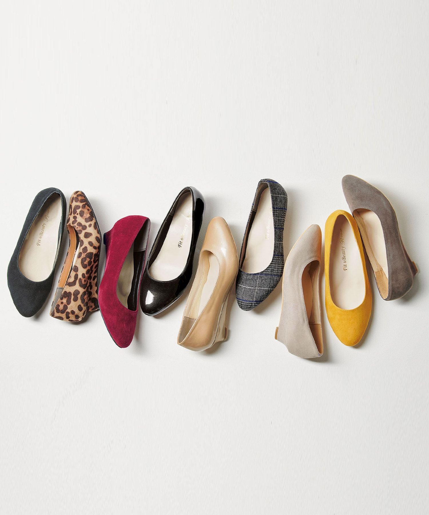 ラナン RANAN 幅広ゆったりアーモンドトゥウェッジパンプス