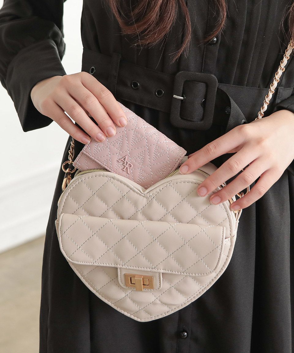 アルトローズ ALTROSE キルティング キルト ショルダーバッグ ハート ラブ