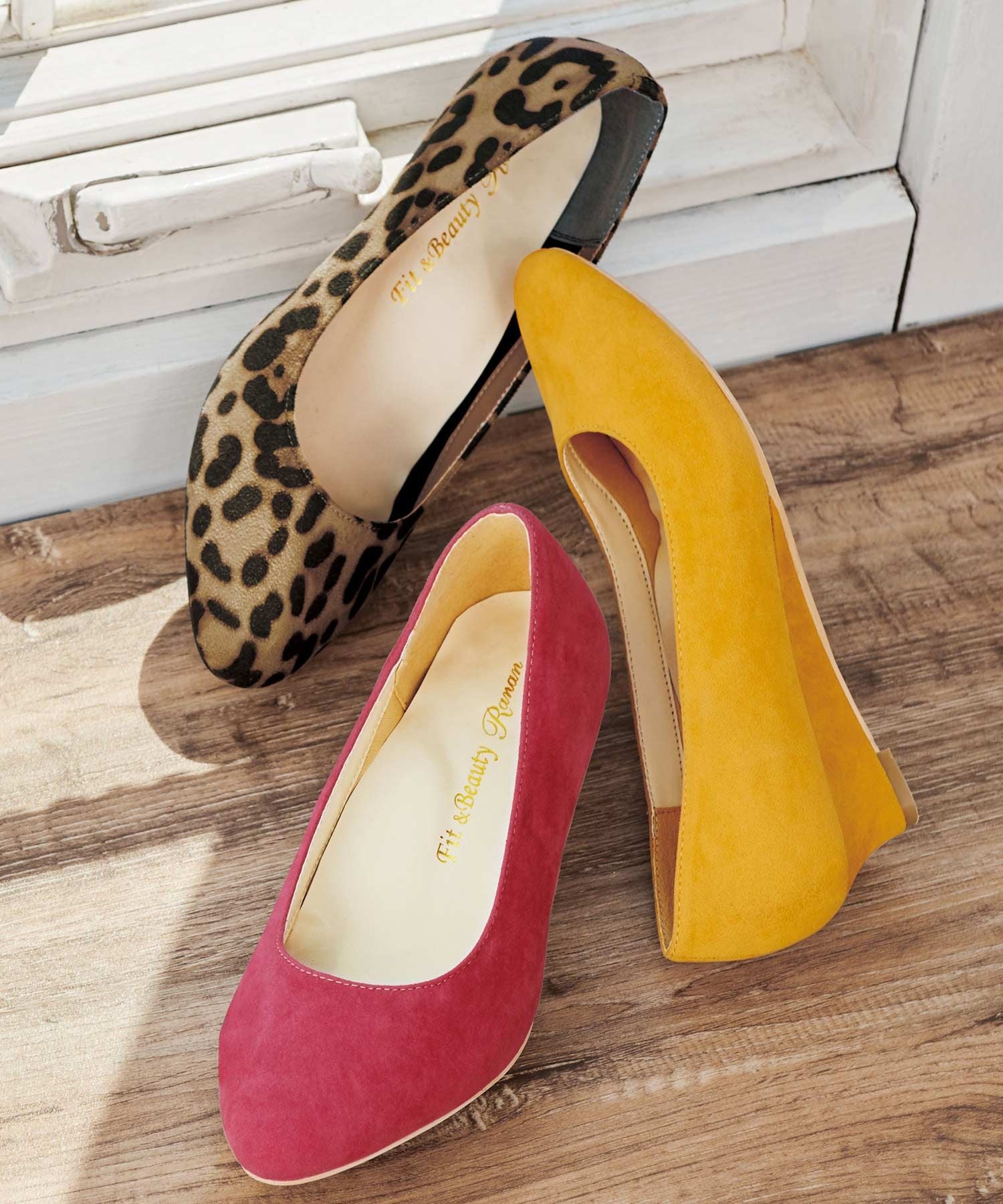 ラナン RANAN 幅広ゆったりアーモンドトゥウェッジパンプス