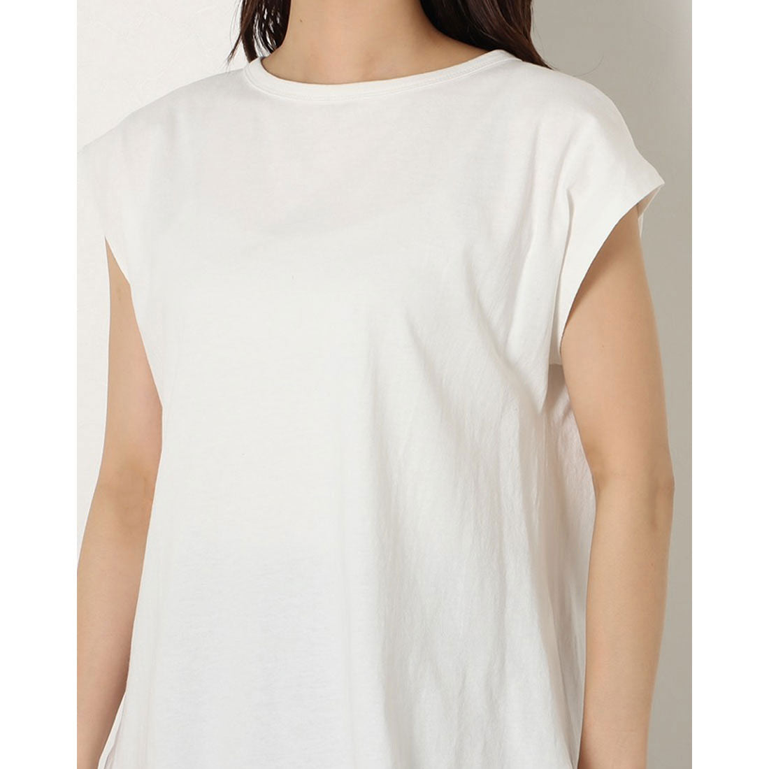 ジュノア JUNOAH バックボタンチュニックカットソー (ブラック) ブラック