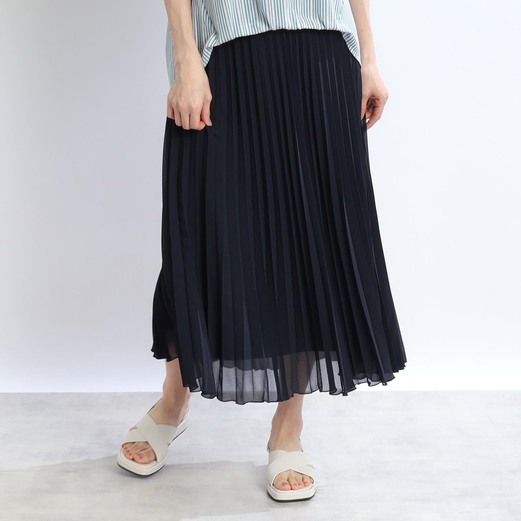 リフレクト Reflect 【WEB限定カラーあり/手洗い可能】涼しげドライタッチプリーツスカート (ネイビー(094)) ネイビー(094)