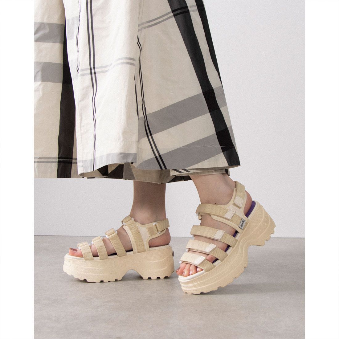 ヨースケ YOSUKE 厚底サンダル