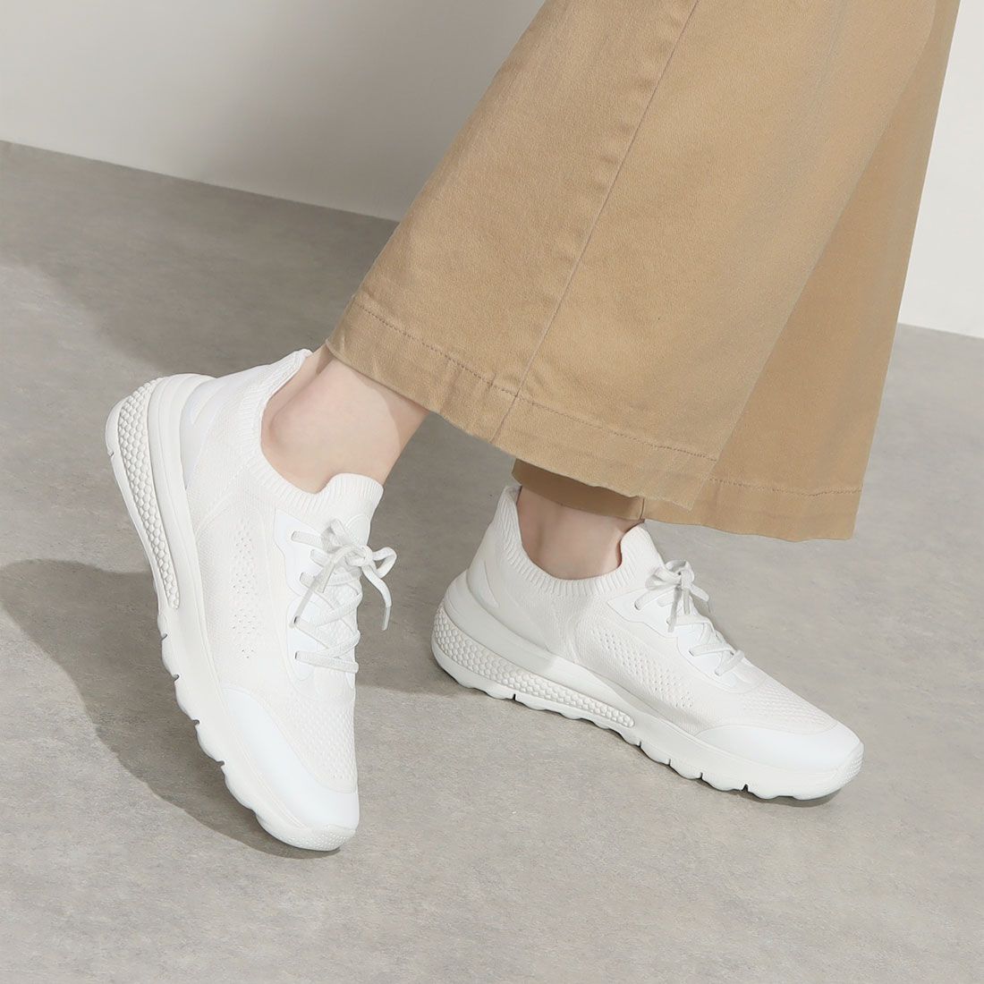 ジェオックス GEOX D35THA06K7ZC1000 WHITE