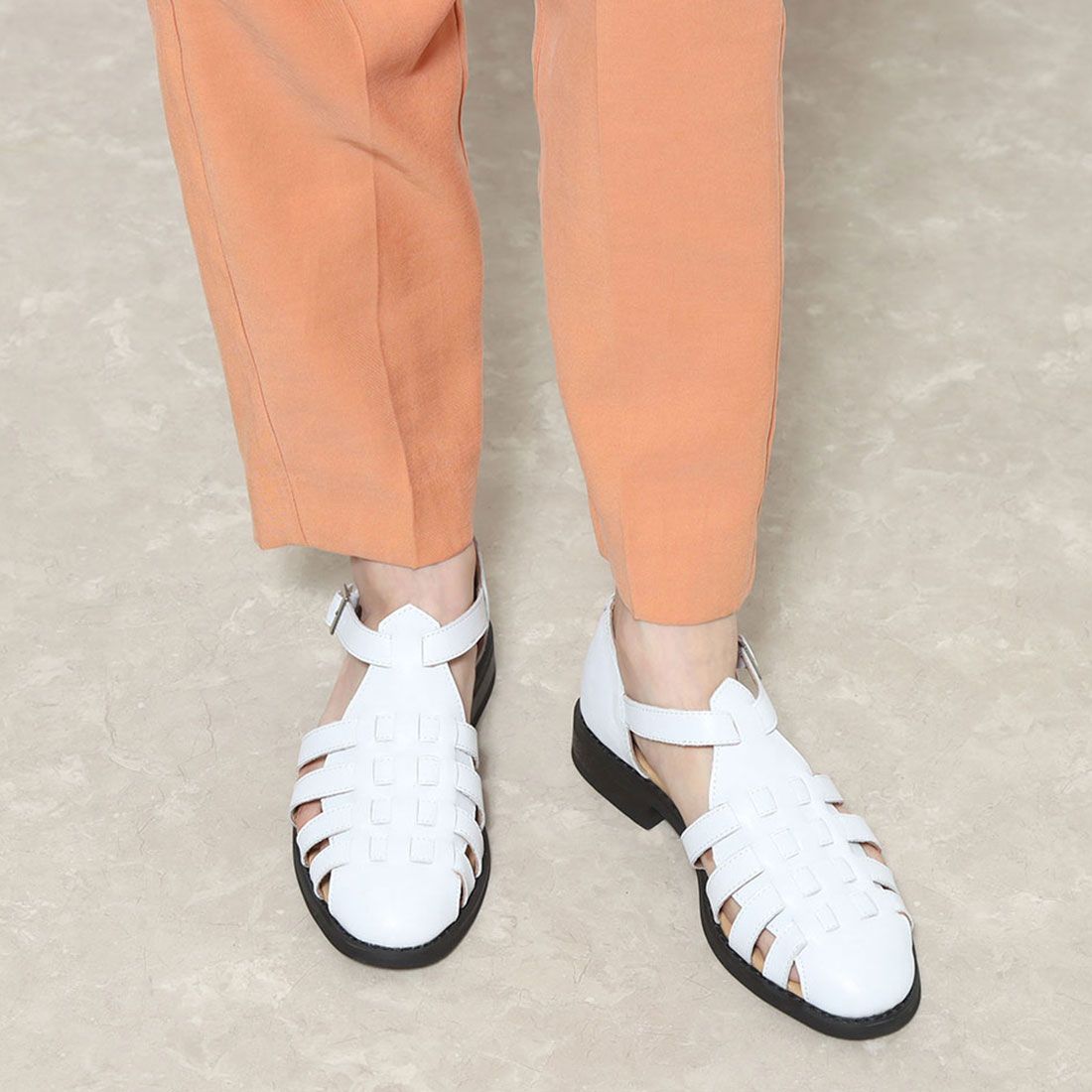 シュベック SVEC レザーグルカサンダル