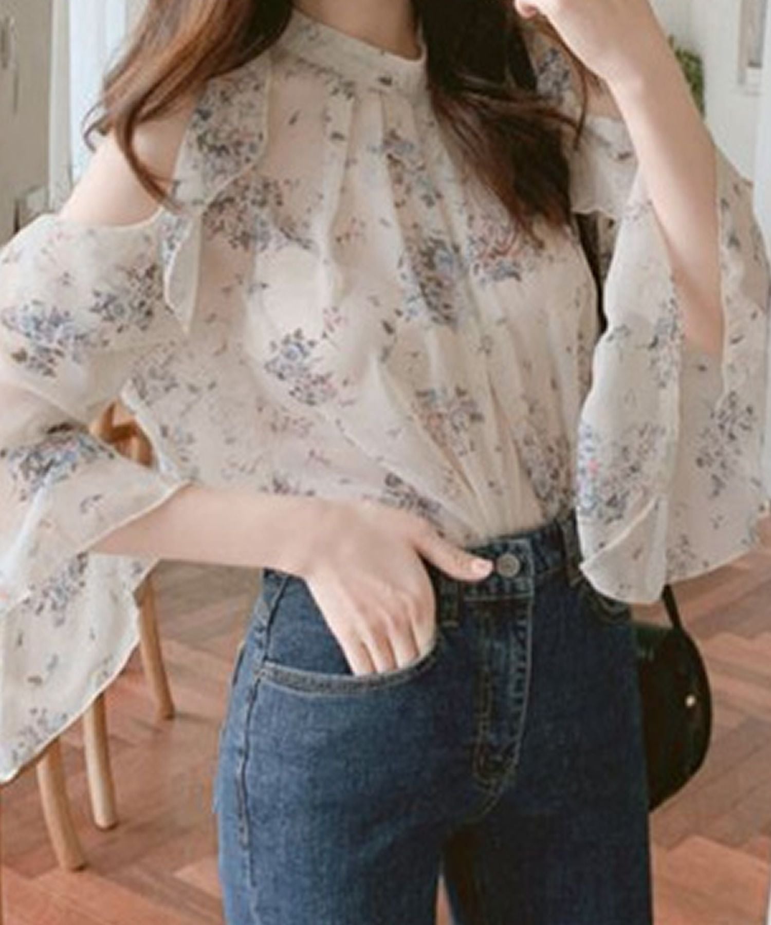 グランディール Grandeir オープンショルダー小花柄シフォンブラウス