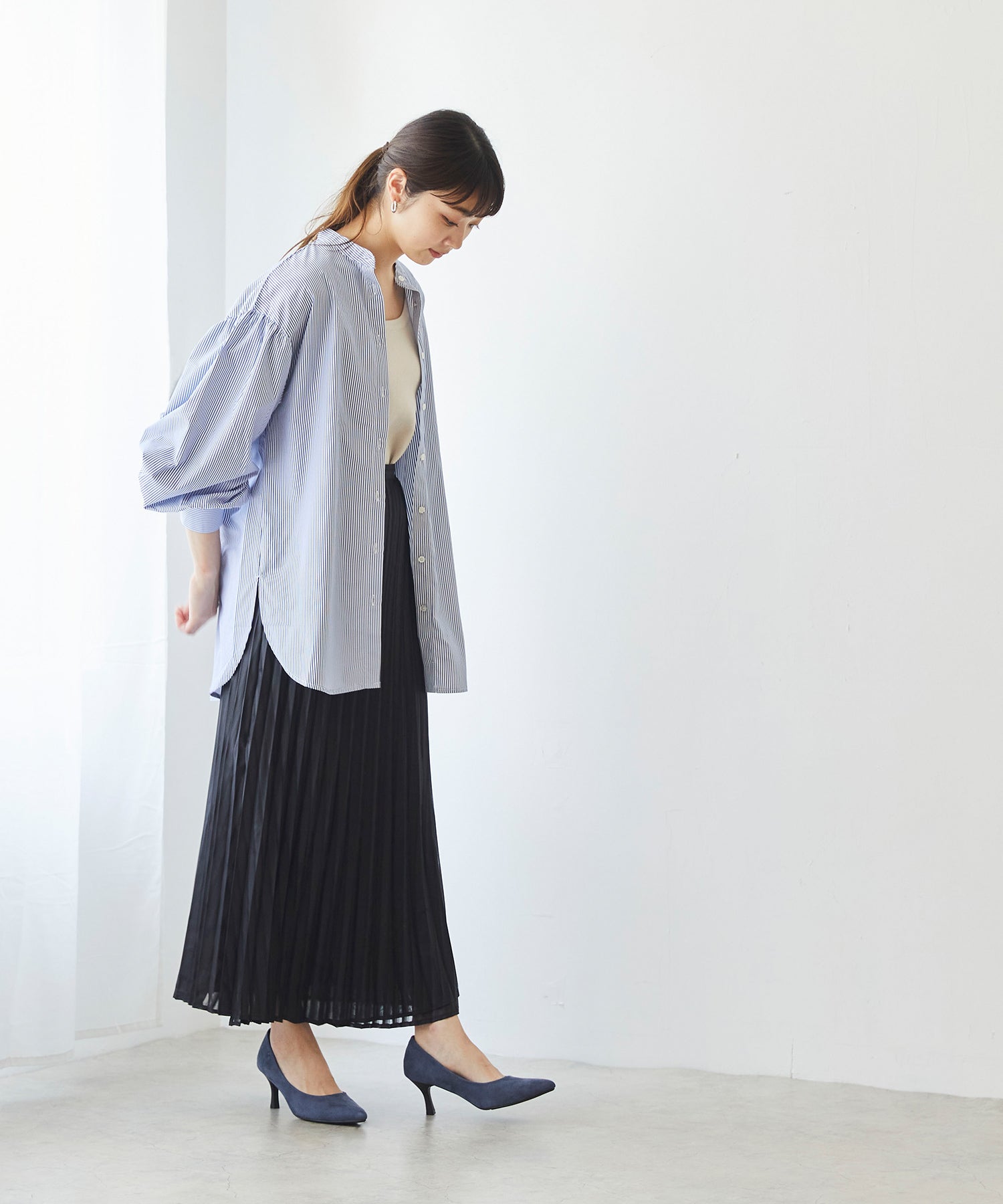 メヌエ Menue ふわっふわの履き心地 ポインテッドトゥ パンプス (3076グレイッシュネイビーSD) 3076グレイッシュネイビーSD