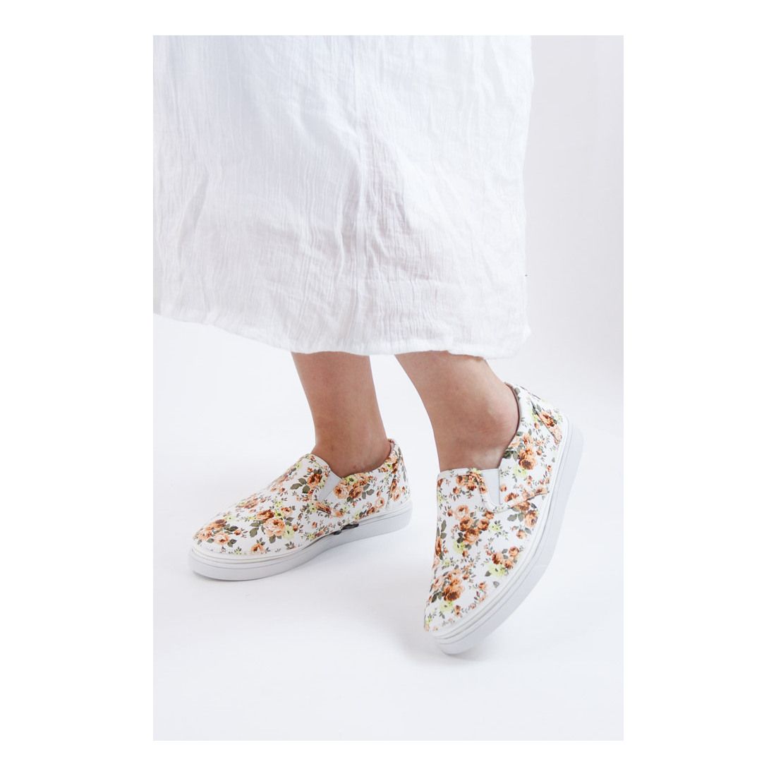 ジョニーアンドジェシー Johnny & Jessy フラワー柄ゴムスリッポン