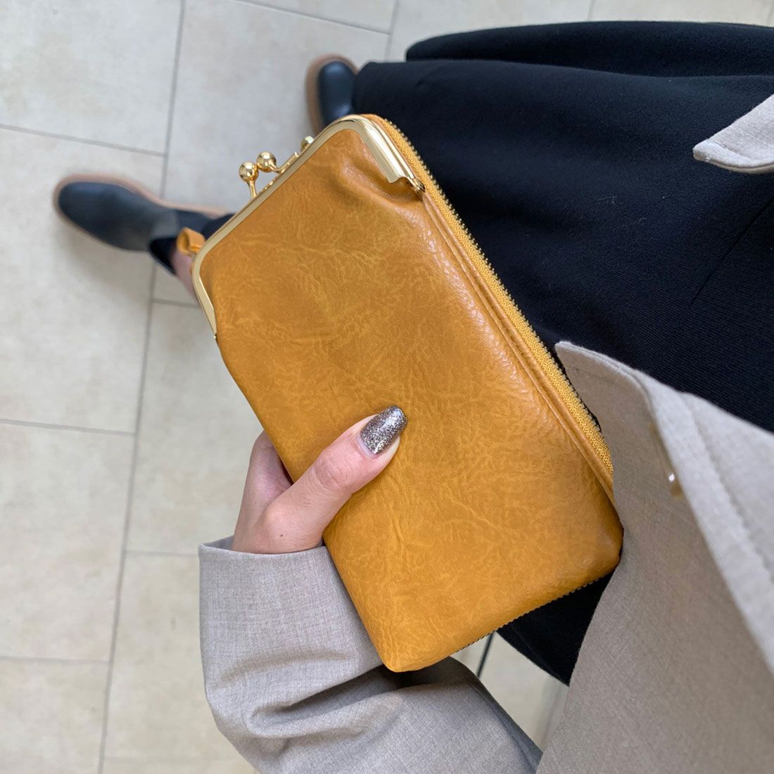 シーアールビー CRB がま口スマホショルダーバッグ